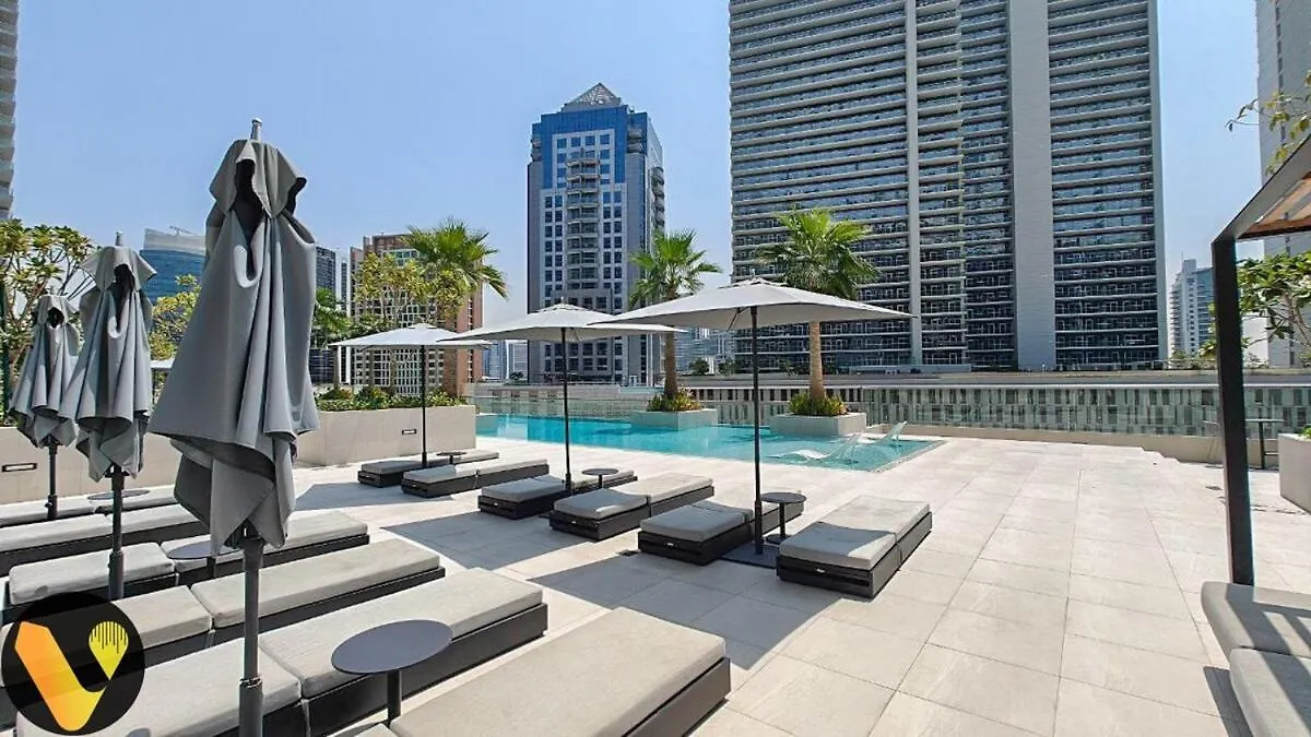 Vogue The Sterling By Omniyat Dubai With Balcony Walkable To Burj Khalifa And The Dubai Mall Daire