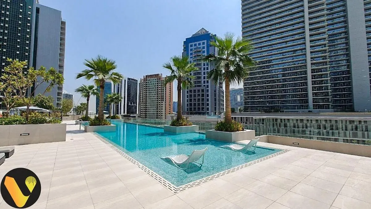Vogue The Sterling By Omniyat Dubai With Balcony Walkable To Burj Khalifa And The Dubai Mall