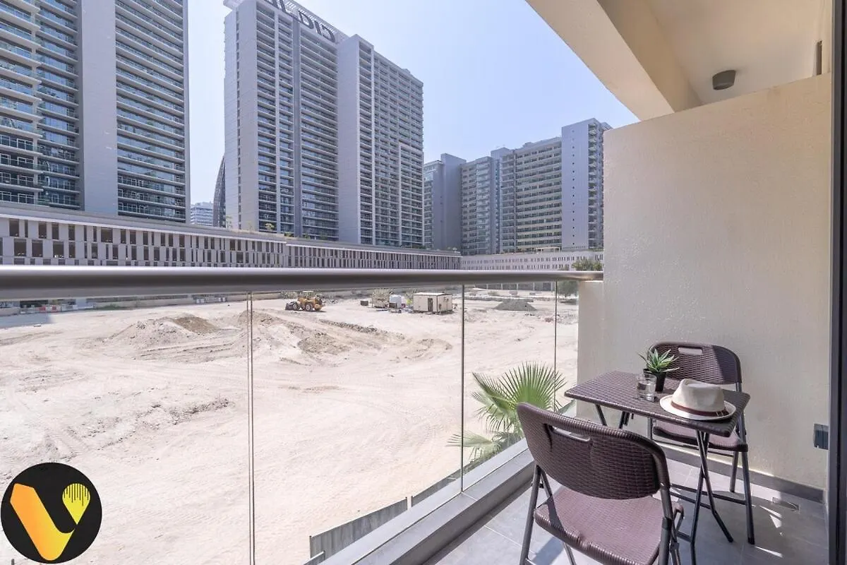 Vogue The Sterling By Omniyat Dubai With Balcony Walkable To Burj Khalifa And The Dubai Mall Daire
